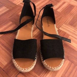 Long Tall Sally shoes